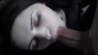 الرجيج لسان عاري