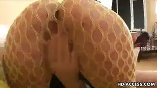 كلاب عسكريات تمص وتتناك في مشهد إكس إكس إكس