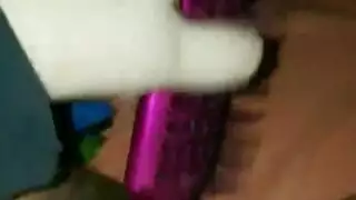 الفتيات الساخنات مرتديات الوشاح تأخذ قضيبًا ضخمًا من الفحل المسيطر