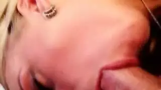 إيفا كاسيدا تنتشر لتصوير إباحي
