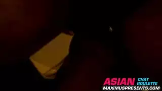 إباحية هاوية: رجل لطيف يمارس الجنس مع عاهرة جامحة في حفلة جنس منزلية