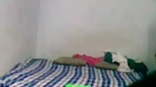 بواب يقدم قضيبًا قويًا لسيدة عطشى