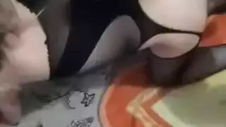 مصري يغتصب كس عراقية في مشهد إباحي صريح