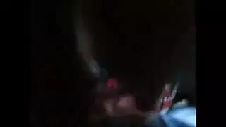 حمامات الشمس نائب الرئيس المغطاة هواة في تحول جنسى