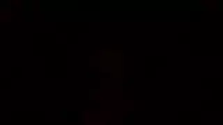 حفلة نزول السوائل مع امرأة ممتلئة: امرأة سمينة تبلل السرير