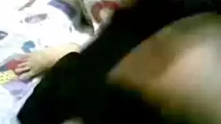 وضعية الكلب المثيرة: أم محجبة تُمارس معها الجنس بعنف بقضيب غليظ