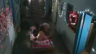 ممرضة في بانكوك تمص وتركب قضبان مرضىها الصلبة