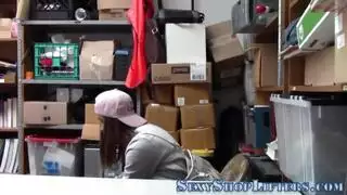 فرج هذه الضيقة المثالي للخدمة