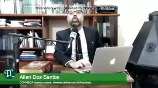 من الغيرة إلى النشوة: قضيب الرجل الأصلع يُدمر بحنجرتين