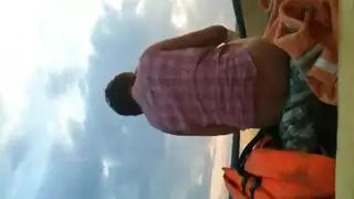 إغراء مثلية: العمة الشقراء تعلم ابنة أختها كيفية المداعبة