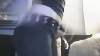 مص تاكسي: عمل لسان خبير على قضيب كبير