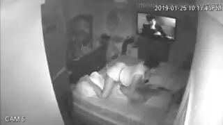 فيلم سكس عربي منزلي: صراخ شغف ورعشة نشوة مع نزول السائل