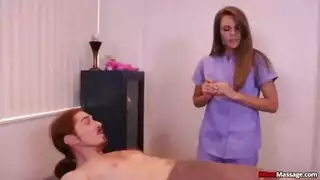 أورجي في حافلة مصر: جنس عصابة عام قاسٍ