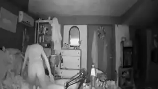 ترقص ثم يمارس الجنس