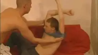 شابان مثليان يستمنيان ثم يتبادلان الجماع في فيلم بورن صريح