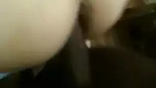 بورن عنيف مع النجمه المصريه منى ذكي