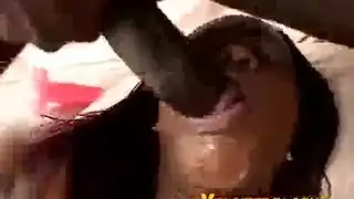 مواصلات عامة إكس إكس إكس: مراهقة تأخذ سائل منوي على مقاعد الحافلة