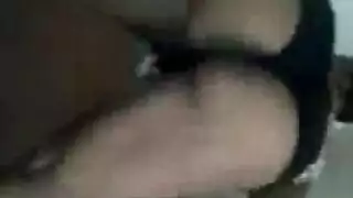 تدليك مثير يتحول إلى فيلم إباحي صريح لجودي المتلهفة