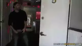 ميراندا ميلر دائماً مستعدة للبورنو الصريح وهزات الجماع الحارة