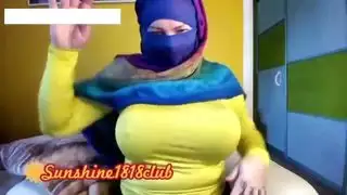 نيك شابان هنديان مع حبيبته