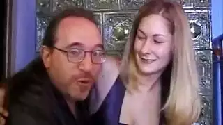 رجل ينيك في امرأه ويمص رحمها