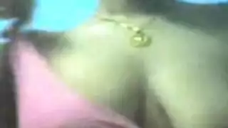 إباحية مصرية: كشف عن أثداء كبيرة ومؤخرة صلبة في عرض كاميرا ساخن