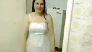 شرموطة مصرية تحصل على شرج قاسي وعمل شفاه