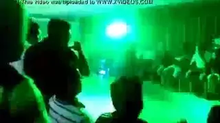 الفحل الأسود يسيطر على تينا كاي في مقطع جنسي مكثف