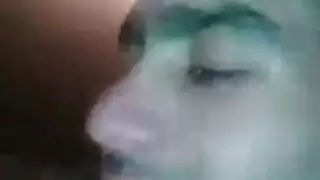 الاخ ينيك اخته الكبرى المتزوجة وبنتها معا