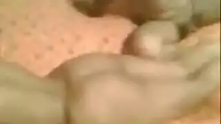 أنات ميلف ساخنة وفم مغطى في جنس عنيف