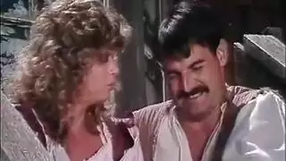 تخلي كسه على كس صديقتهه وتفرك كس بكس