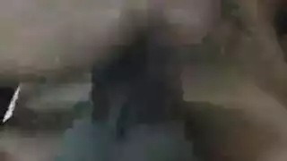 رحلة التزلج تتحول إلى مشهد إباحي مع أثداء هولي مايكلز الضخمة