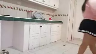 برازرز ماندي موسى يحب الاستيلاء عليها في الحمار