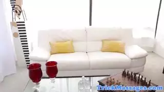 الجمال العربي الغريب يُمارس معه جنس عنيف في صالون تدليك