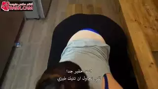 مؤخرة كبيرة تتلقى حمولة ضخمة مشهد صريح إكس إكس إكس