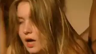 سكس نيك بنات في مدرسه ولمديره محنونه