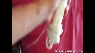 سكرتيرات مفلسات يتعرين لمشاهد سحاقية صريحة