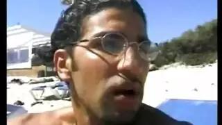 عاهرات مغربيات ساخنات تمارسن الجنس على شاطئ رملي