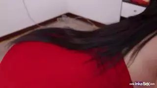 رجل قصير، قضيب كبير، أثداء ضخمة: شريط إباحي عرقي