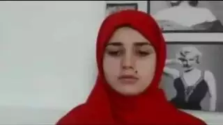 مشجعة المانية تخلع ملابسهاeav0kjy4v315