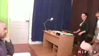 ثنائي مراهقين: بورن عنيف وخام