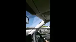 فورصوم شيميل: ثداء ضخمة ومؤخرات مستديرة في مجموعة إكس إكس إكس