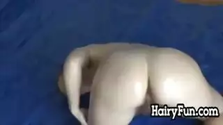 فانتازيا البهيمية: فتاة ساخنة وقضيب حصان