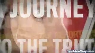 رجل ينييك انثى الحمار