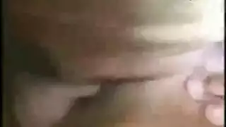 ثنائي مثلي فاجر يمارس الجنس بقسوة باستخدام العضو الصناعي واللسان العميق