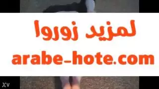 فتاة مغربية تتباهى بمؤخرتها العربية الكبيرة للجنس الشرجي