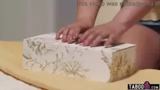 عربية ذات أثداء عملاقة ولاتينا ناضجة ساخنة في ممارسة جنس صريحة