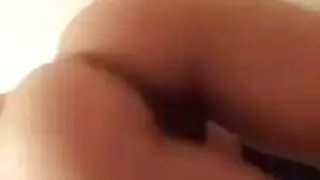 سحاقيات وقحات يصرخن بأوامر أثناء الجنس العنيف