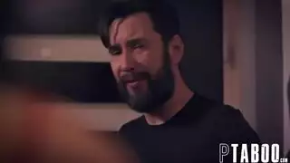 حقل المتعة: جيانا تمارس الجنس العنيف وتصل لهزة جماع متعددة