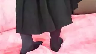 عاهرة آسيوية شابة في قذف داخلي هاوٍ شديد